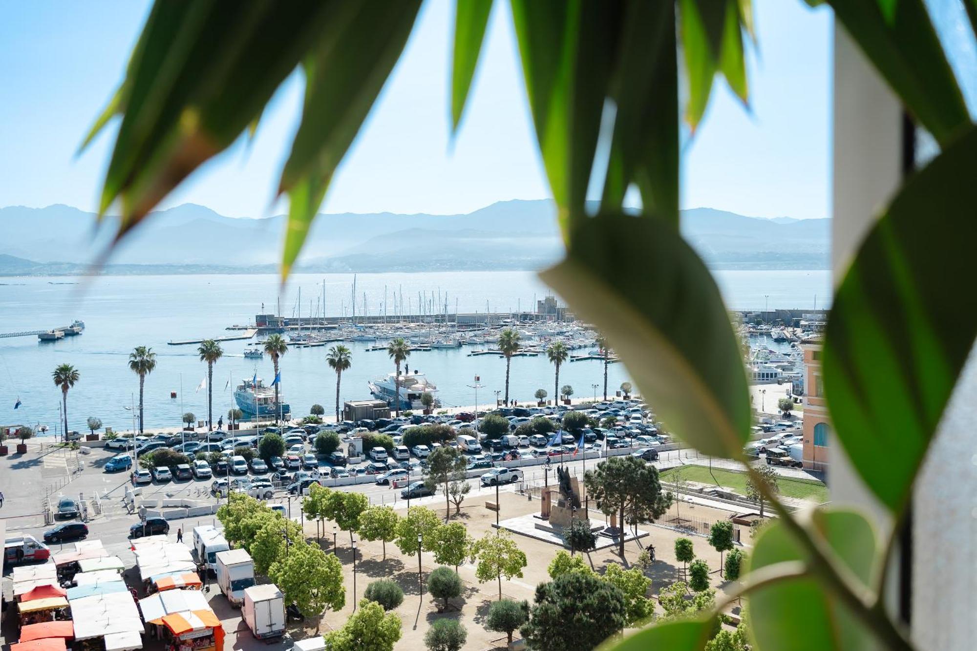 Hotel Du Golfe Ajaccio  Exterior foto
